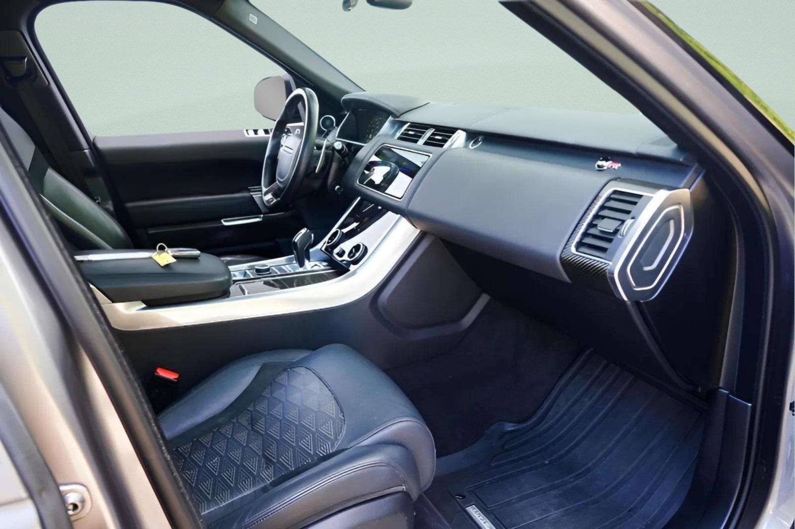 Used 2022 Land Rover Range Rover Sport SVR Carbon Edition image 43