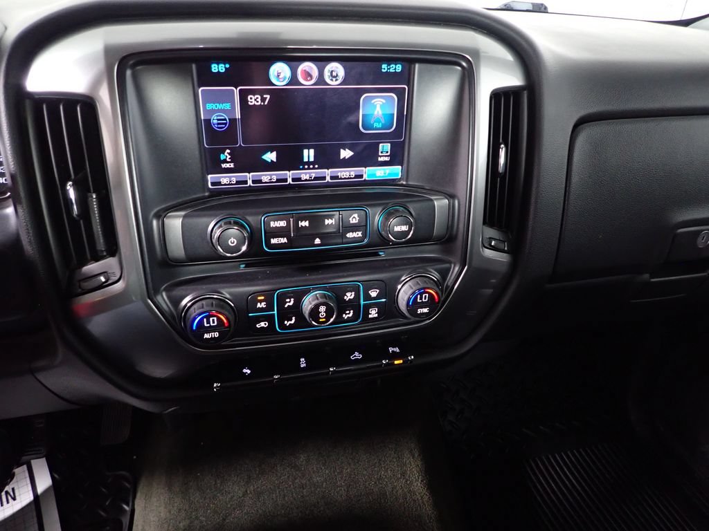 Used 2015 Chevrolet Silverado 1500 LT w/ LT Convenience Package AWD/4WD image 24