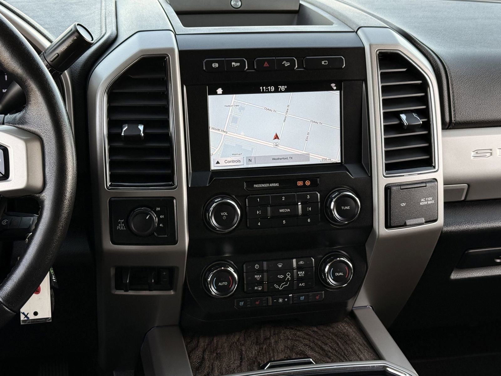 Used 2019 Ford F250 Lariat w/ Chrome Package image 17