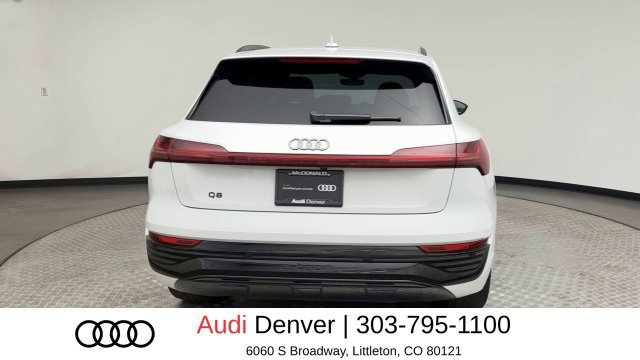 Certified 2024 Audi Q8 e-tron Prestige w/ Prestige Package AWD/4WD image 4