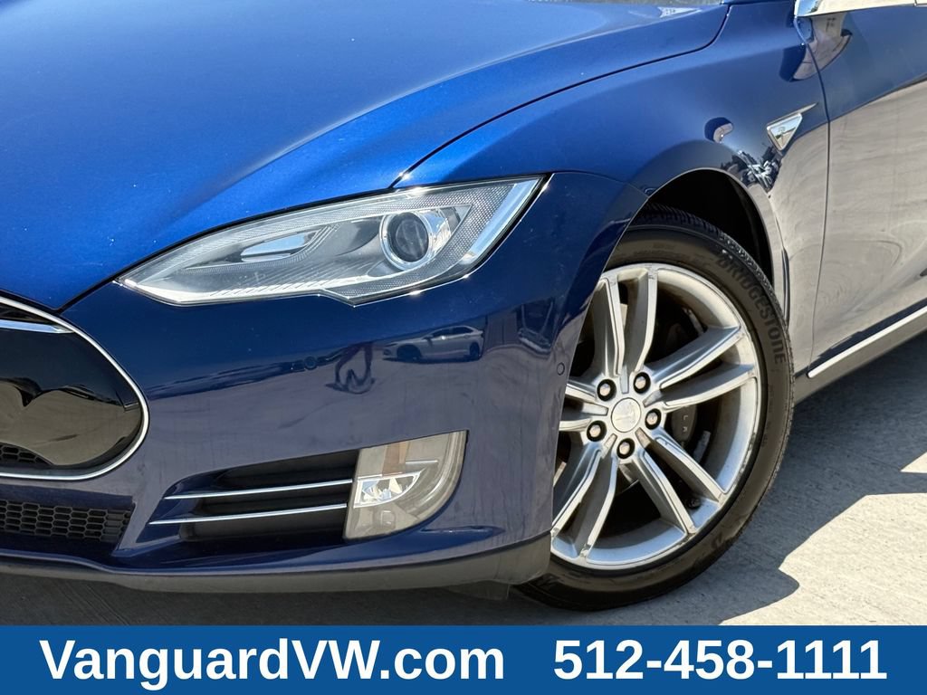 Used 2016 Tesla Model S 70 RWD image 5