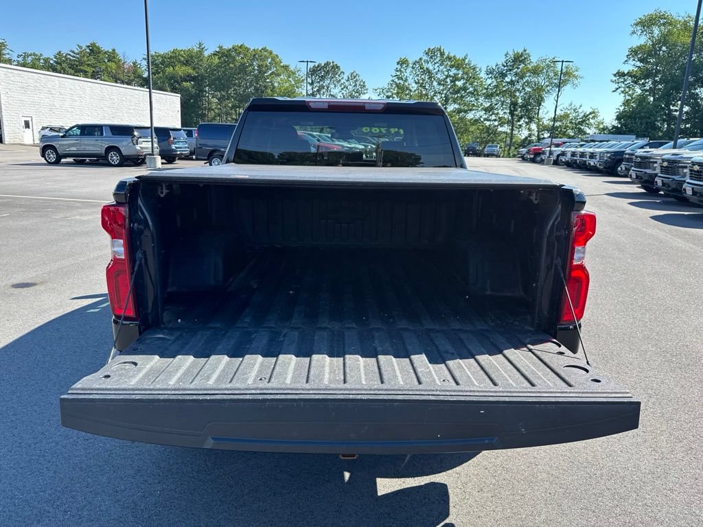 Used 2023 Chevrolet Silverado 1500 LTZ w/ Z71 Off-Road Package AWD/4WD image 6