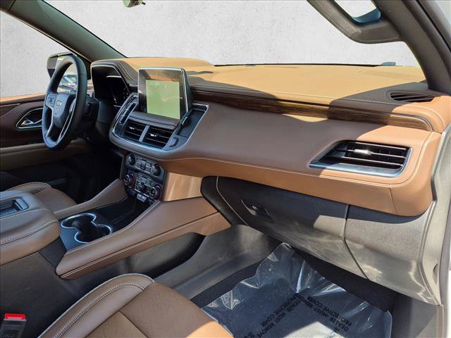 Used 2024 Chevrolet Tahoe High Country AWD/4WD image 25