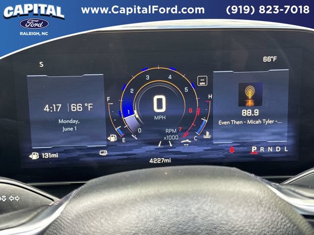 Used 2026 Chevrolet Traverse LT w/ Driver Confidence Package FWD image 25
