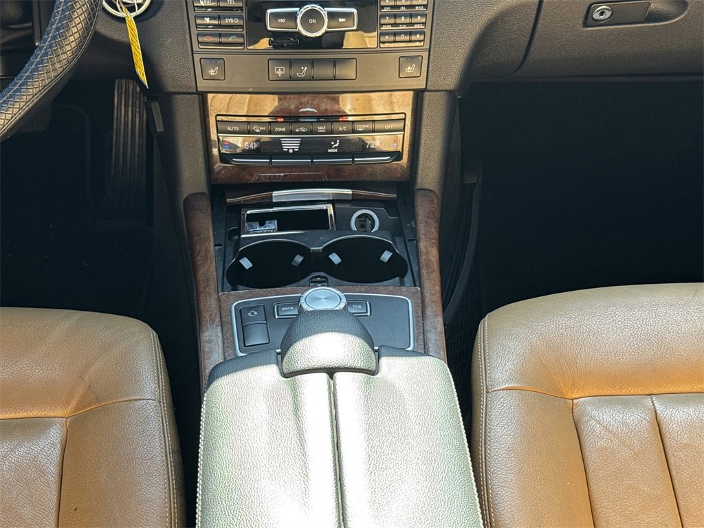 Used 2013 Mercedes-Benz E 350 4MATIC Sedan image 15