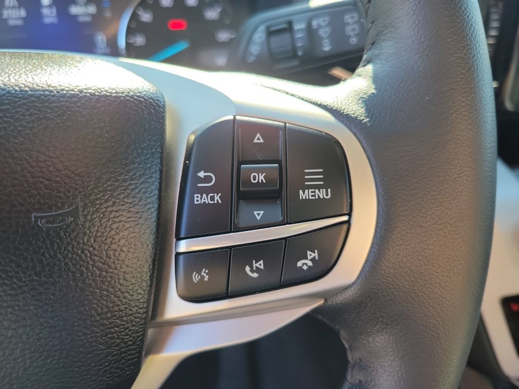 Used 2024 Ford Explorer XLT w/ Equipment Group 202A AWD/4WD image 26
