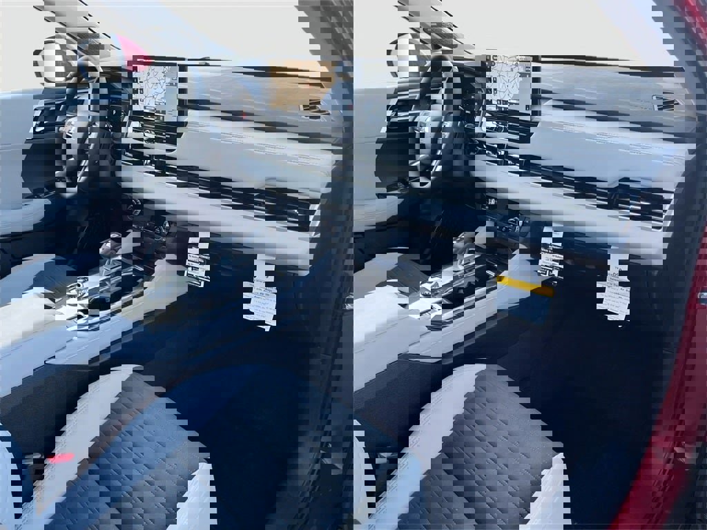 New 2025 Mitsubishi Outlander SE image 35