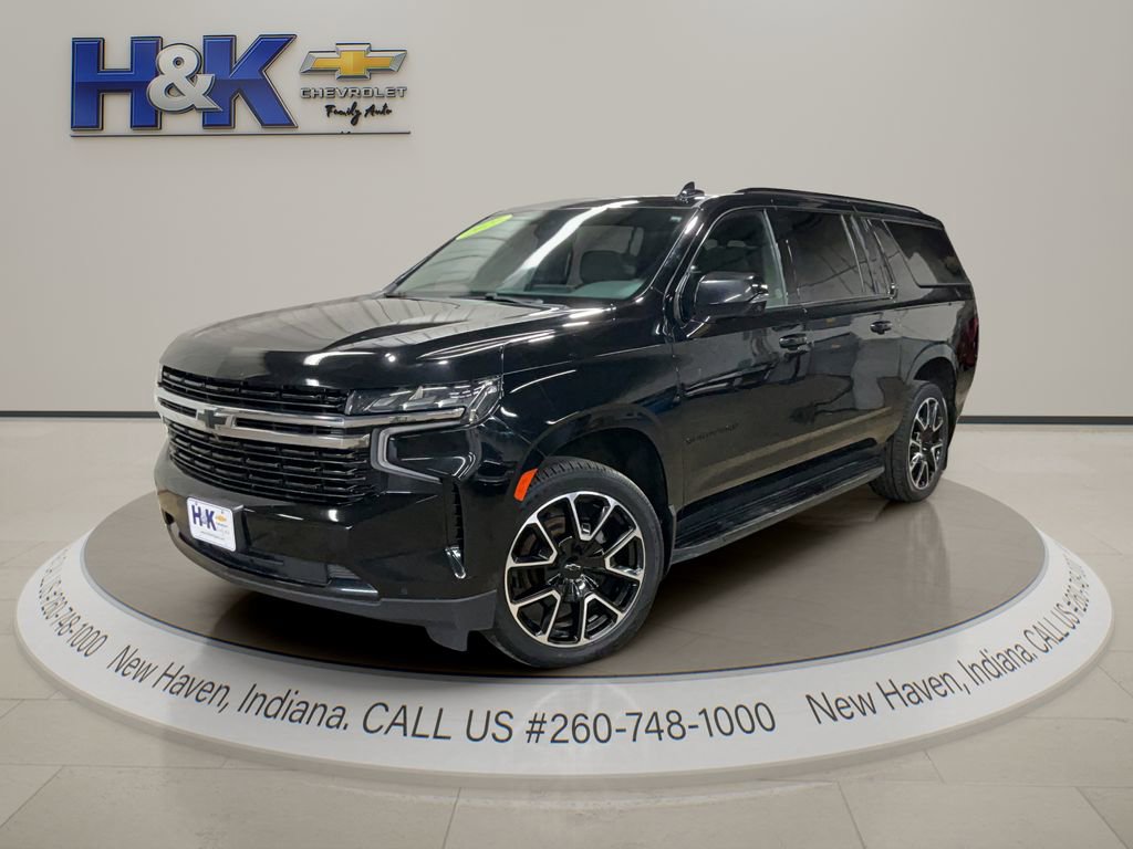 Used 2021 Chevrolet Suburban RST w/ Luxury Package image 4
