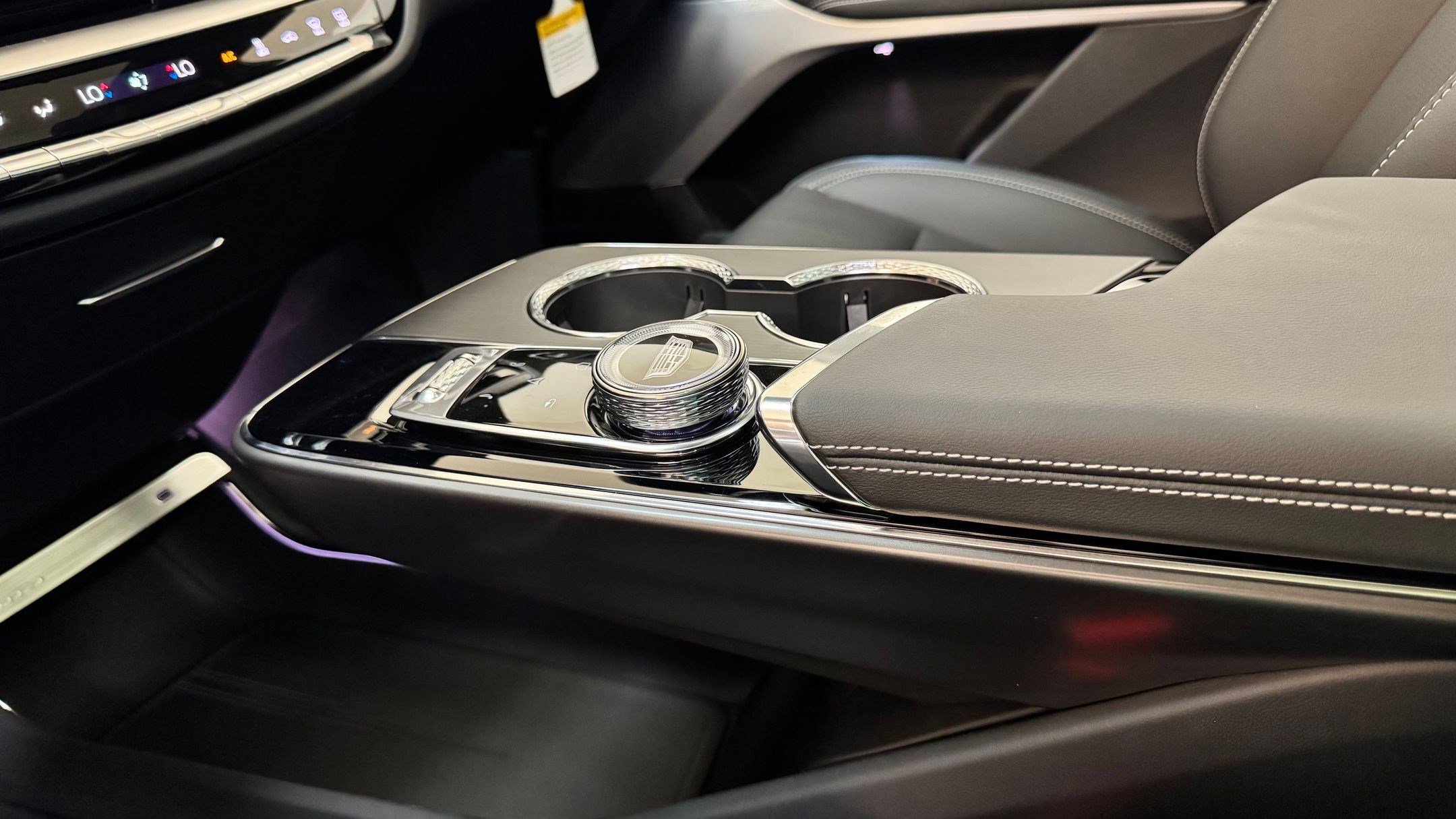 New 2026 Cadillac Lyriq V image 19