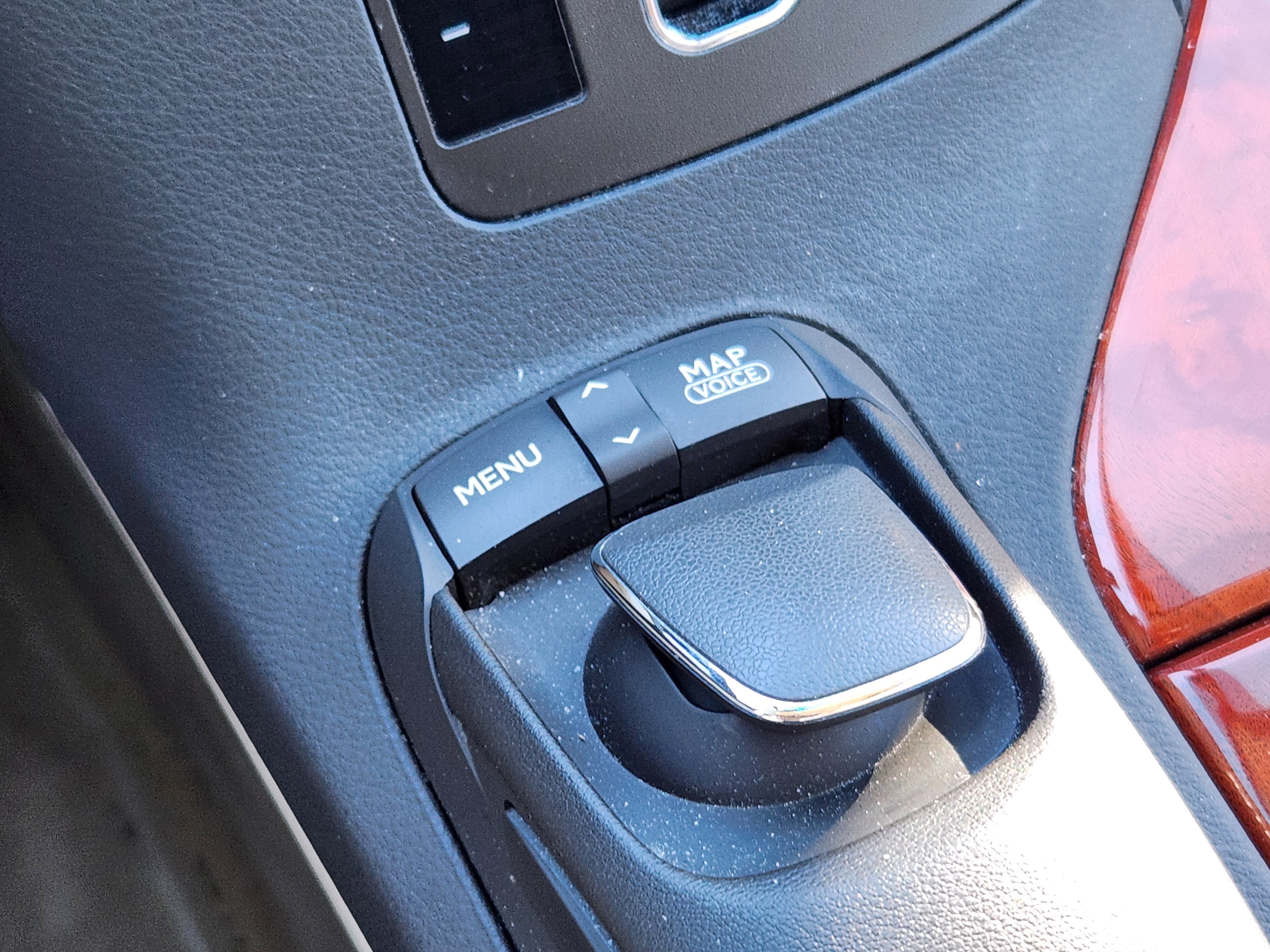 Used 2010 Lexus RX 450h AWD image 28