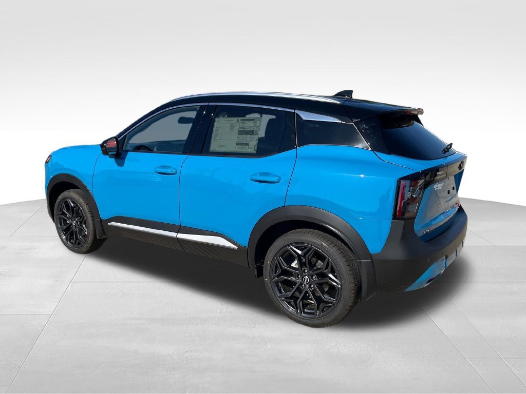 New 2027 Nissan Kicks SR w/ SR Premium Package AWD/4WD image 3