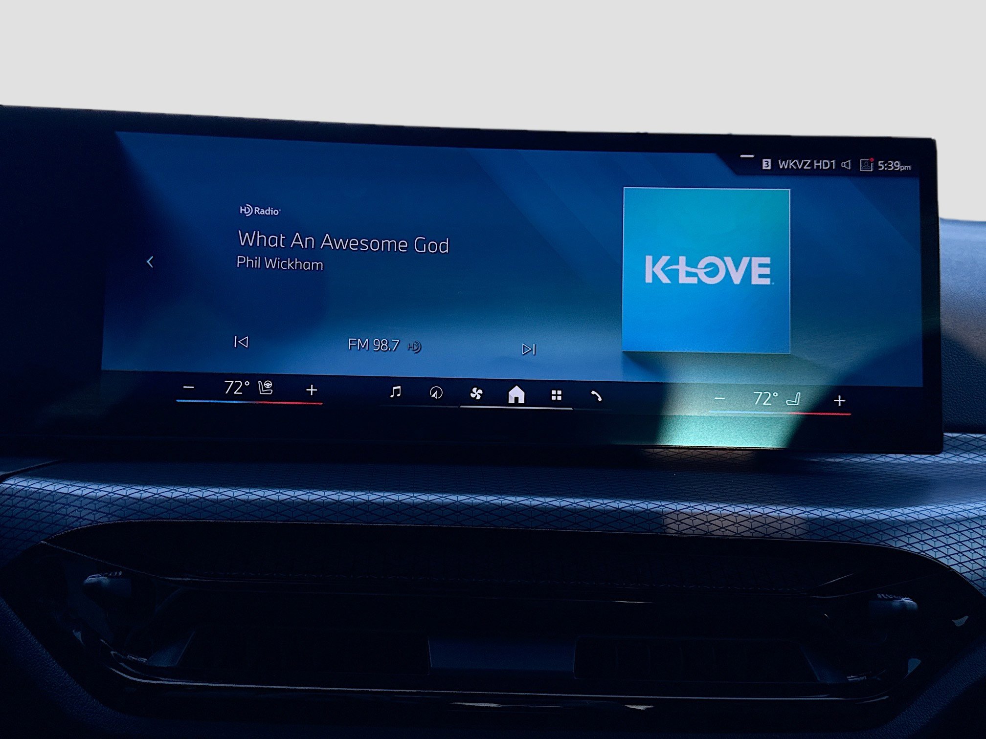 Used 2025 BMW 430i w/ Premium Package image 32