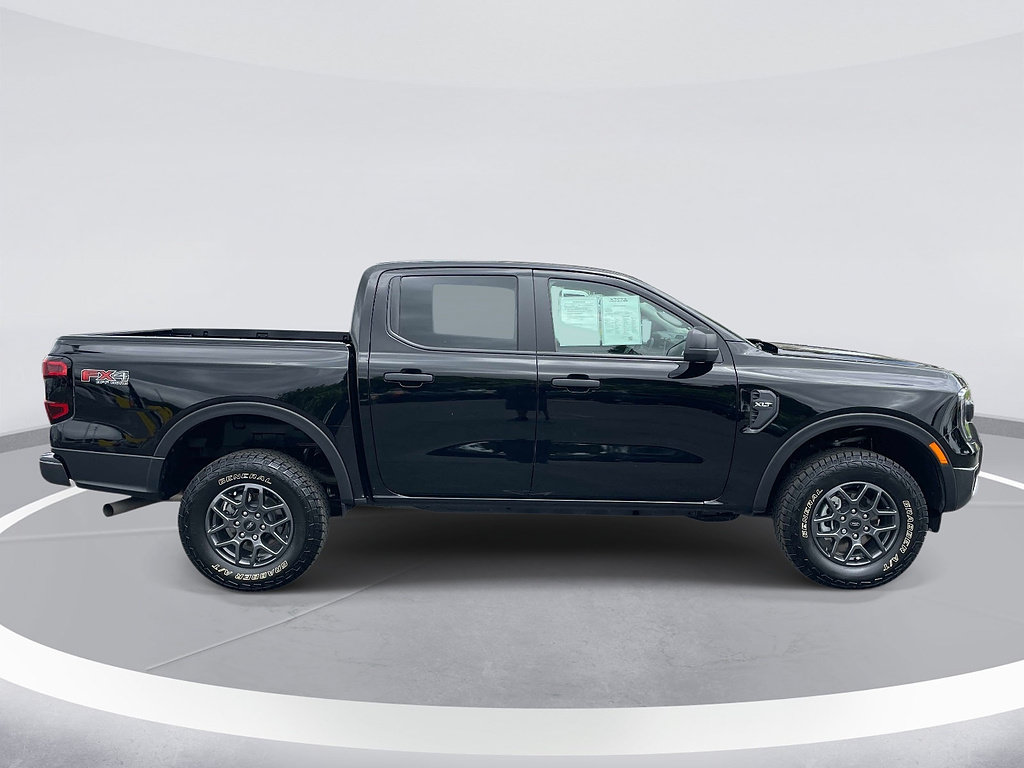 Used 2025 Ford Ranger XLT w/ FX4 Off-Road Package AWD/4WD image 3