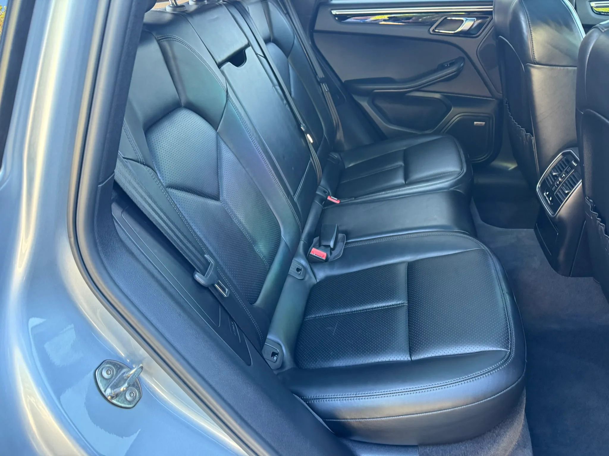 Used 2017 Porsche Macan S AWD/4WD image 24