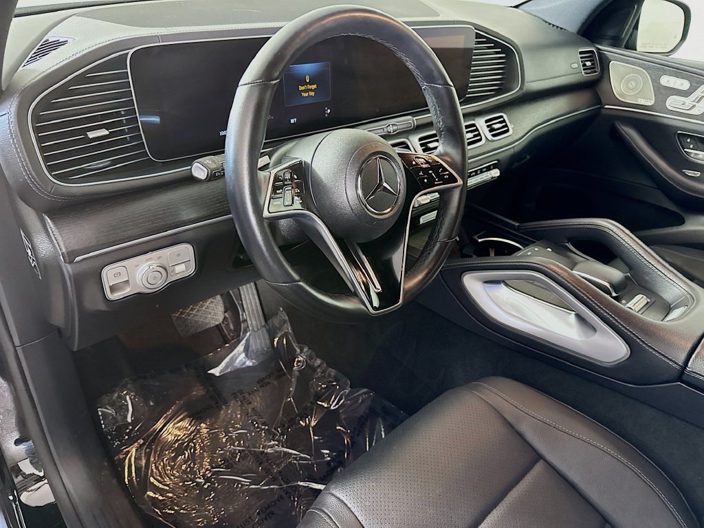 Used 2025 Mercedes-Benz GLS 450 4MATIC image 22