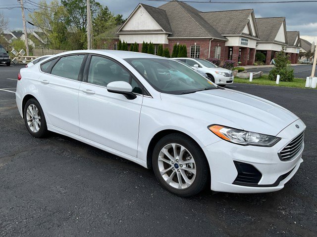 Used 2020 Ford Fusion SE image 10