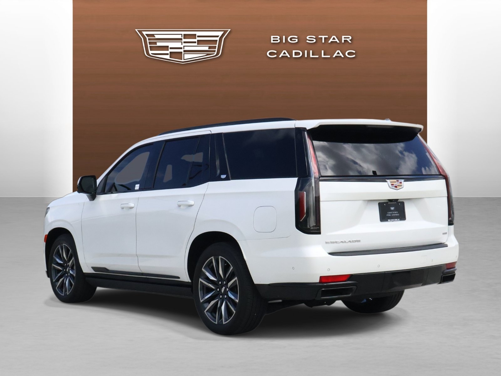 Used 2024 Cadillac Escalade Sport Platinum AWD/4WD image 3