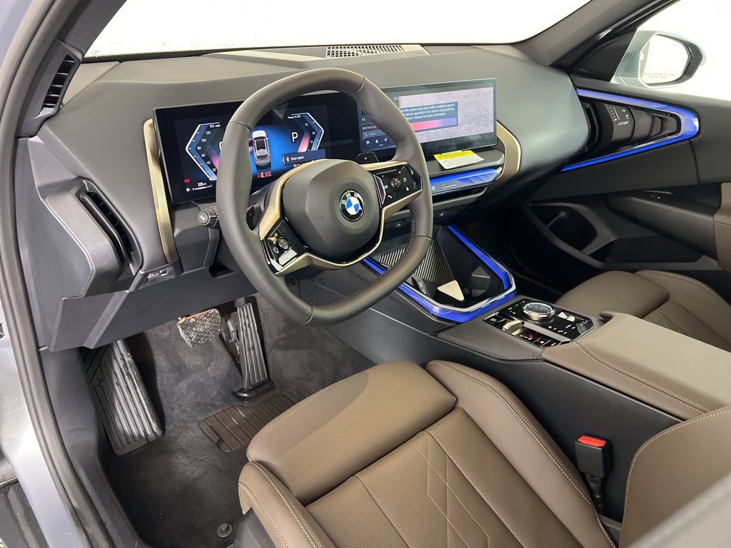 Used 2025 BMW X3 xDrive30i image 2