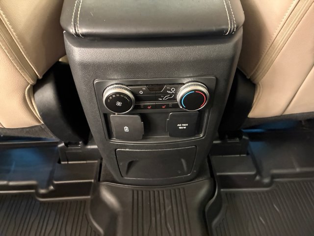 Used 2023 Ford Explorer Limited w/ Equipment Group 301A AWD/4WD image 19