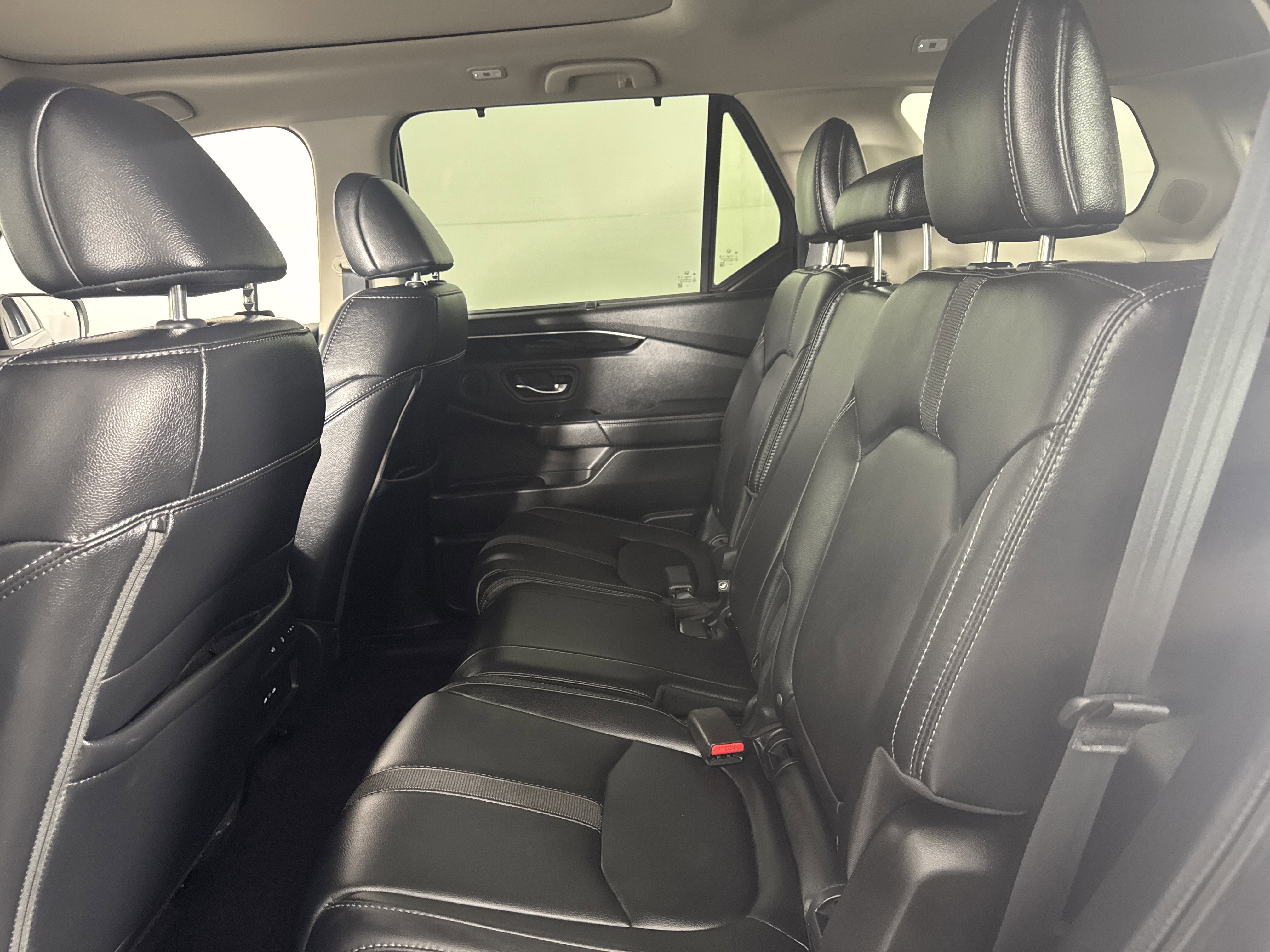 Certified 2024 Honda Pilot Touring image 15