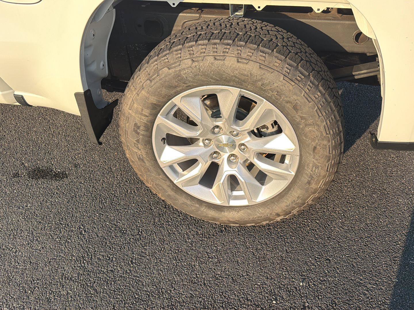 Used 2022 Chevrolet Silverado 1500 Custom RWD image 35