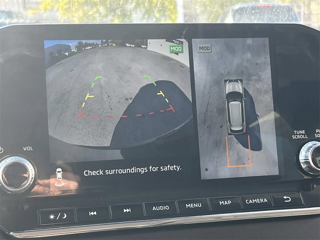 Used 2024 Mitsubishi Outlander FWD image 27