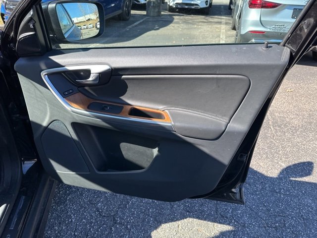 Used 2017 Volvo XC60 T5 Inscription w/ Advanced Package image 19