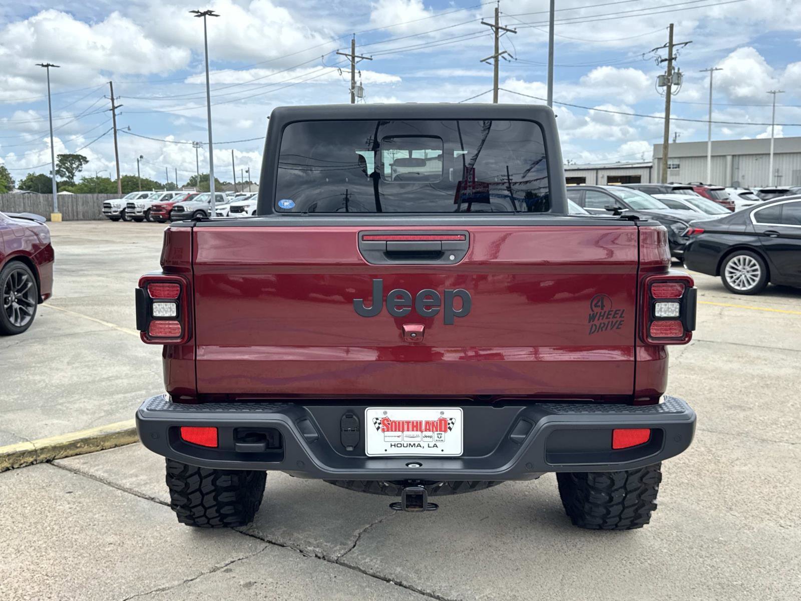 Used 2021 Jeep Gladiator Sport AWD/4WD image 6