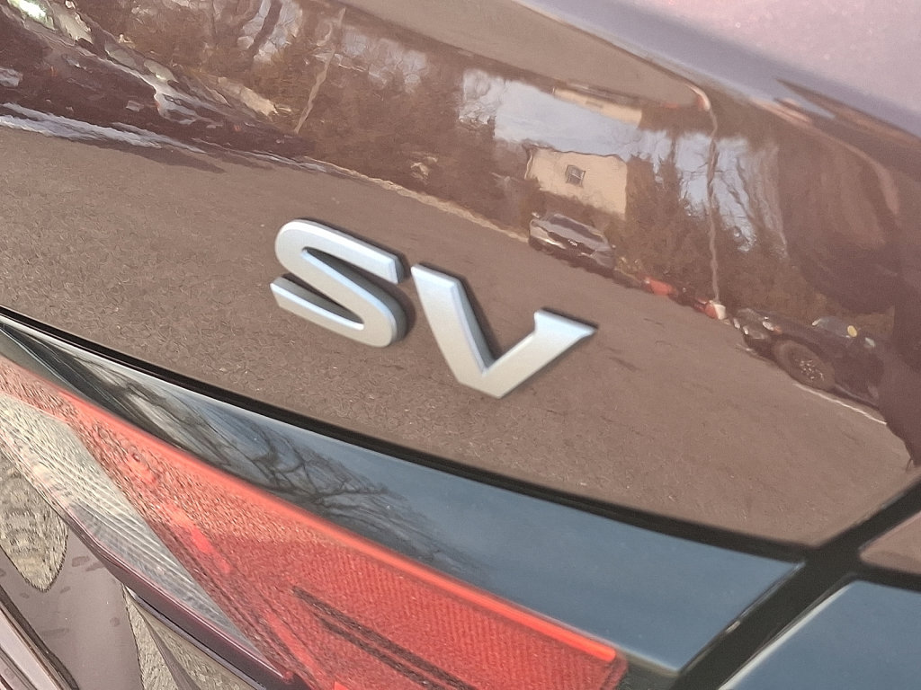 Used 2024 Nissan Altima 2.5 SV image 16