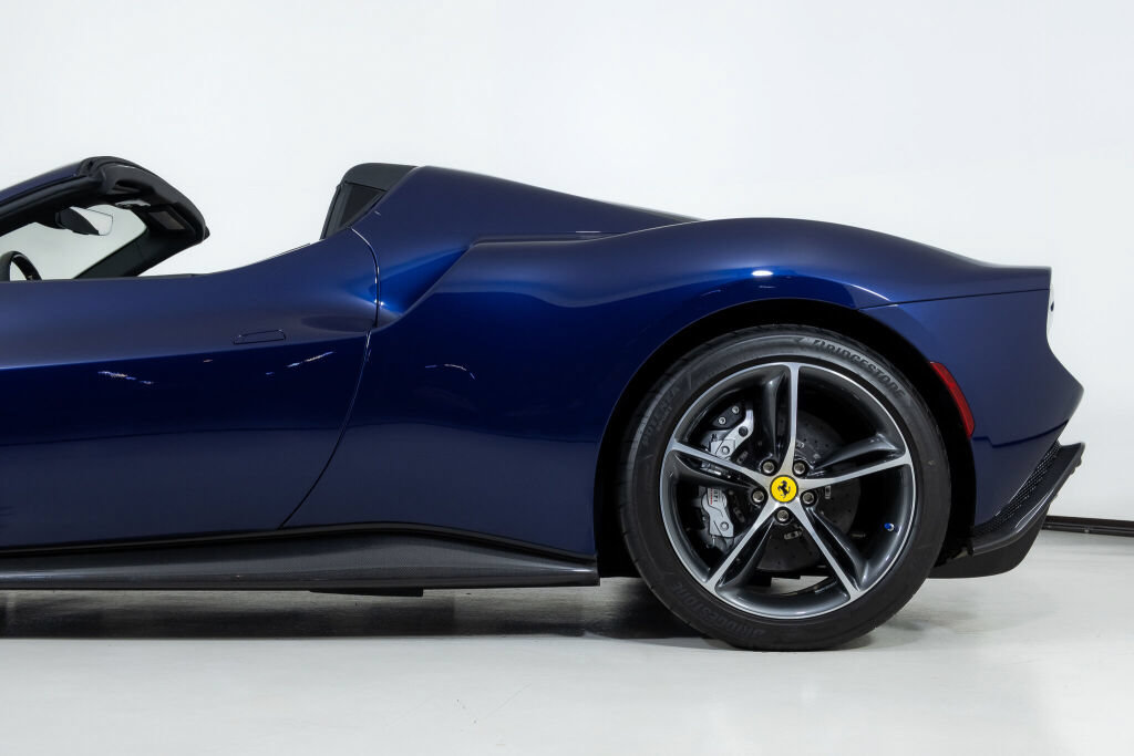 Used 2024 Ferrari 296 GTS RWD image 16