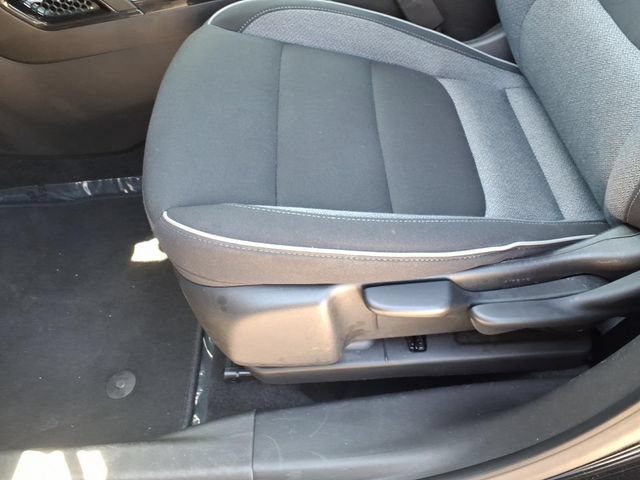 Used 2025 Chevrolet TrailBlazer LT AWD/4WD image 14