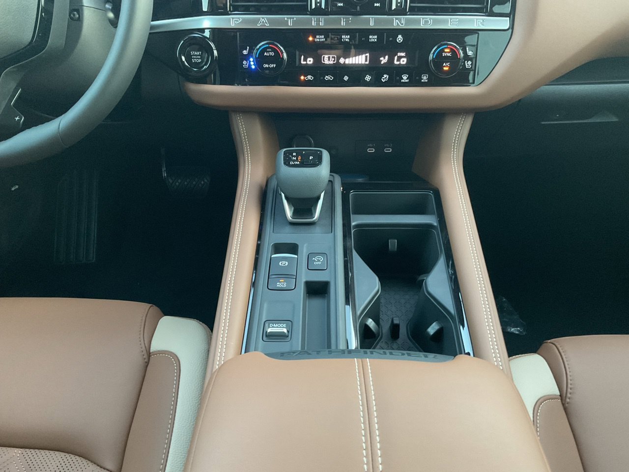 New 2026 Nissan Pathfinder Platinum FWD image 20