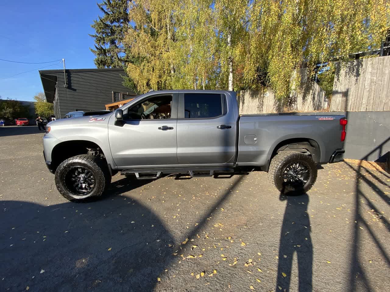 Used 2020 Chevrolet Silverado 1500 LT Trail Boss w/ Convenience Package AWD/4WD image 3