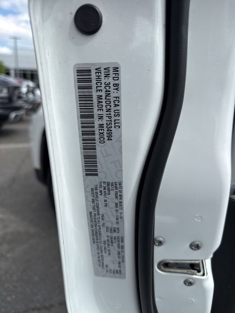 Used 2023 Jeep Compass Limited w/ Elite Group AWD/4WD image 16
