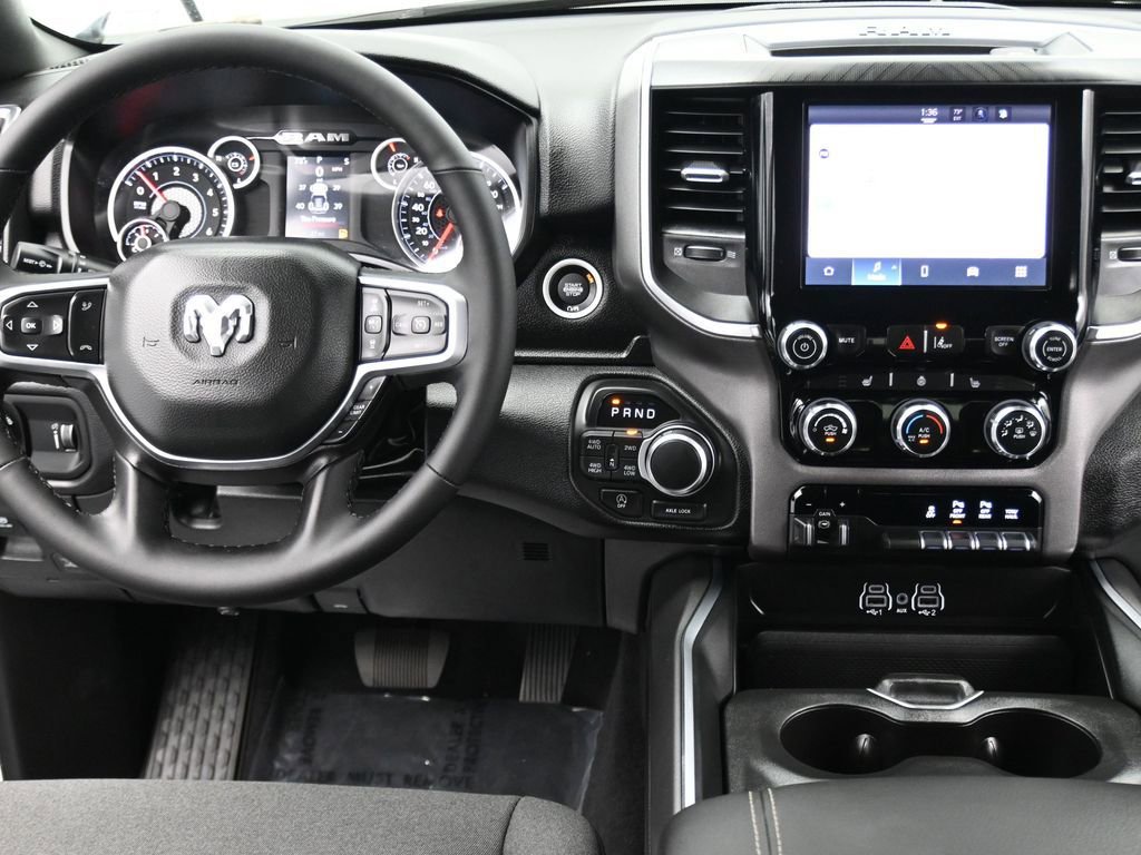 New 2026 RAM 1500 4x4 Crew Cab image 32