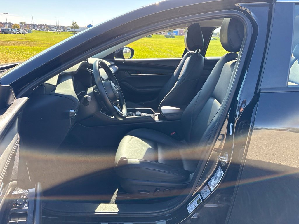 Used 2025 MAZDA MAZDA3 s FWD image 14