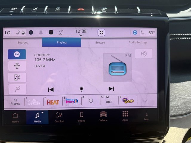 New 2025 Jeep Grand Cherokee Limited w/ Black Appearance Package image 24