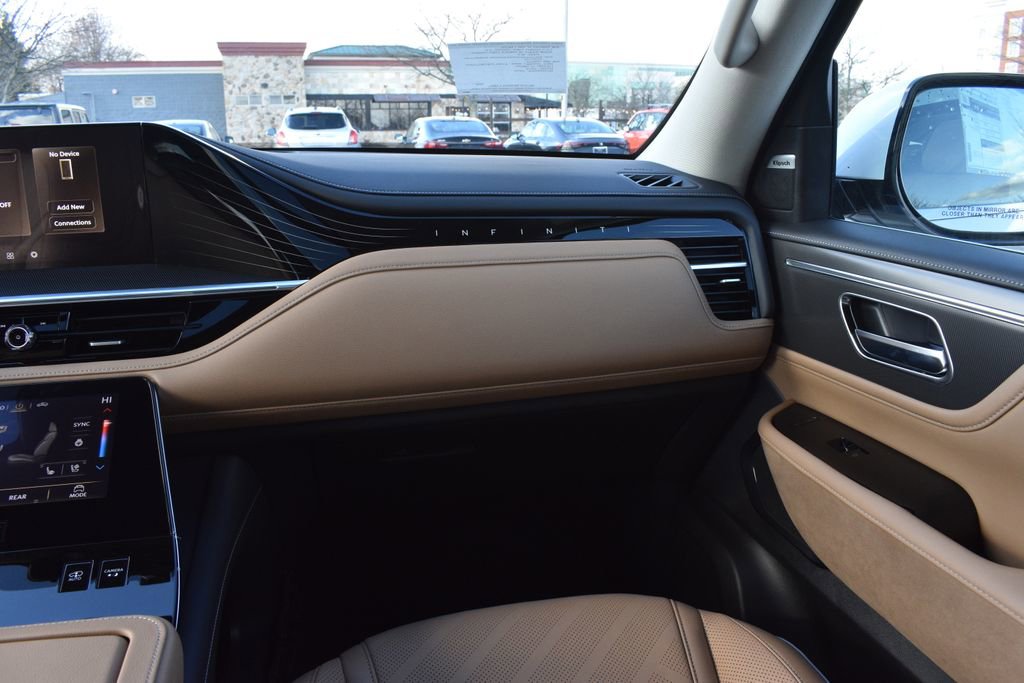 New 2026 INFINITI QX80 Luxe w/ Cargo Package image 15