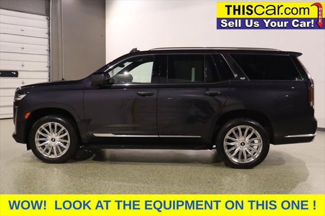 Used 2022 Cadillac Escalade Premium Luxury RWD image 5