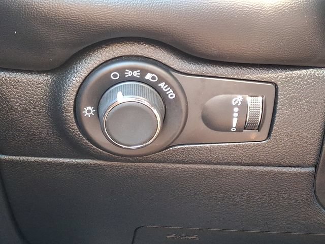 Used 2024 Dodge Durango GT AWD/4WD image 23