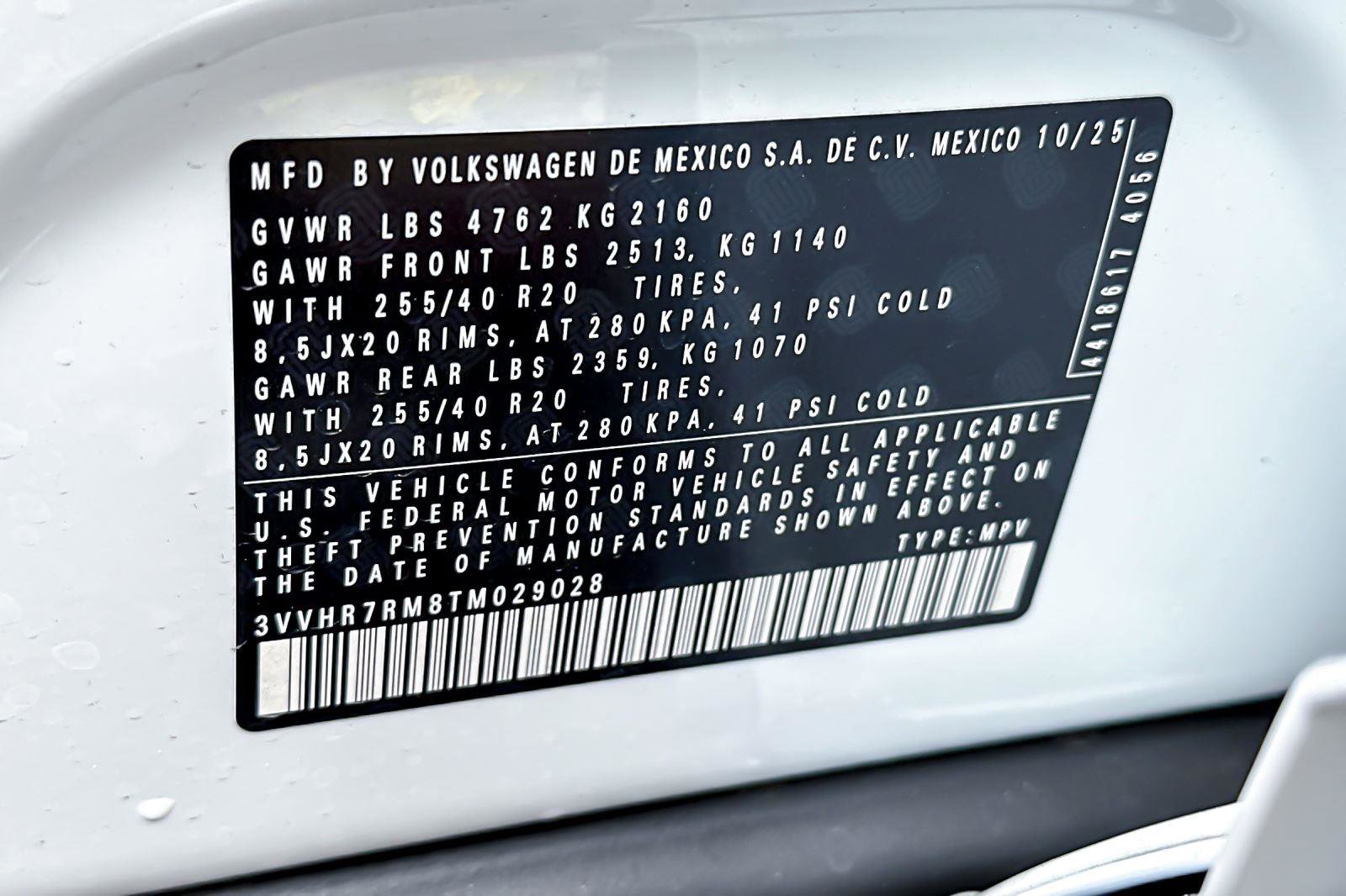 New 2026 Volkswagen Tiguan SE R-Line image 26