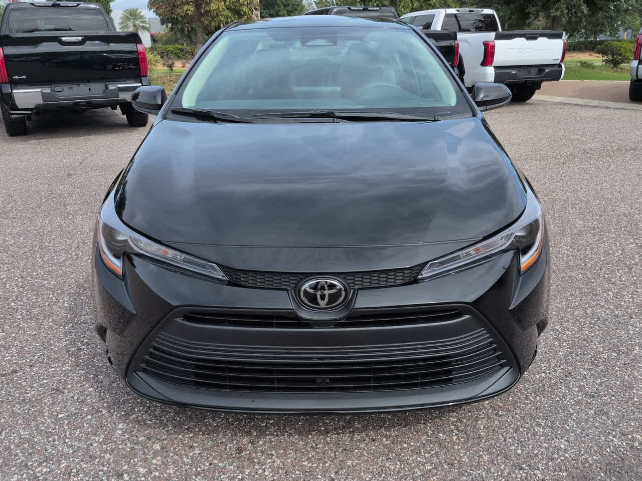 New 2027 Toyota Corolla LE FWD image 9