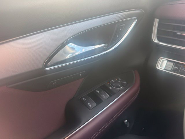 Used 2024 Buick Envision Sport Touring AWD/4WD image 13