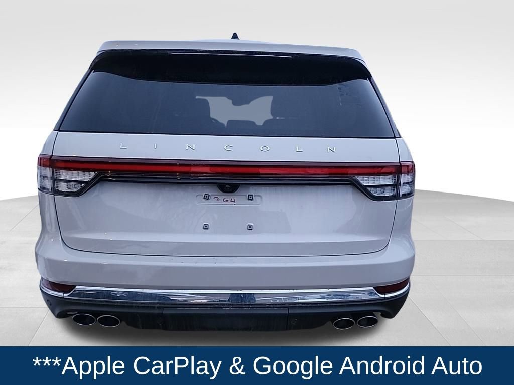 Used 2025 Lincoln Aviator AWD image 4