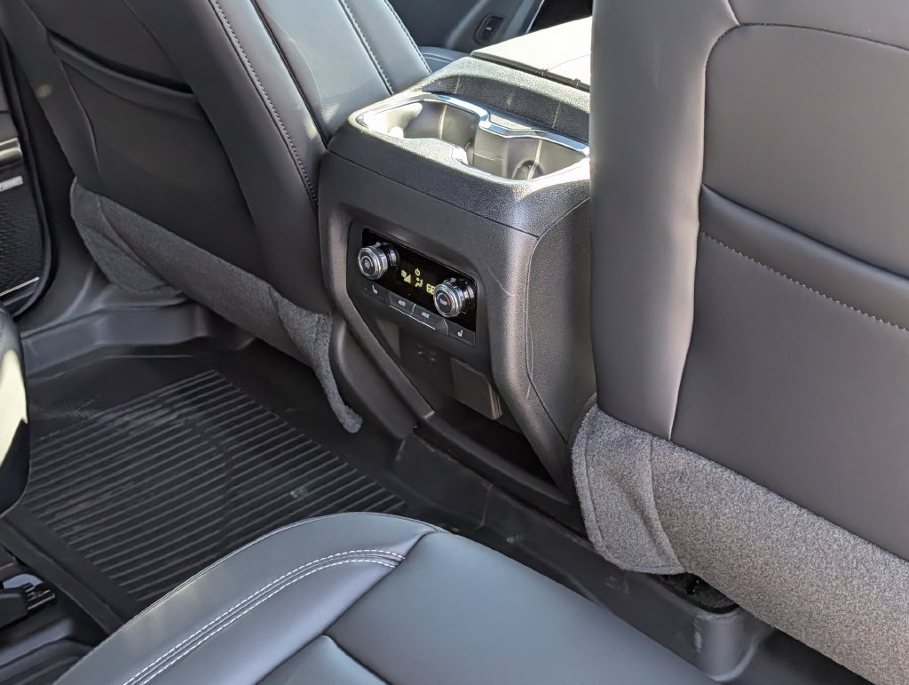 New 2027 GMC Acadia Elevation w/ Black Edition FWD image 32