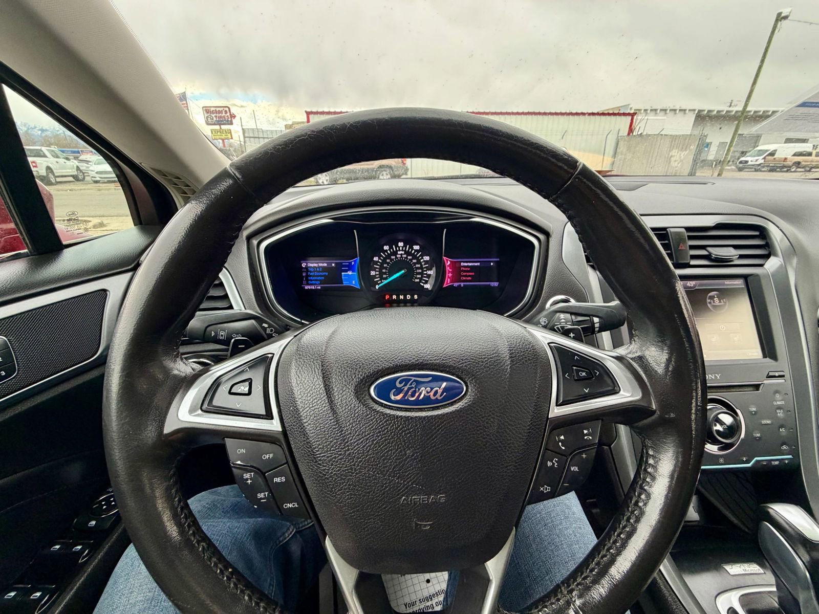 Used 2013 Ford Fusion Titanium w/ Titanium Driver Assist Pkg FWD image 30