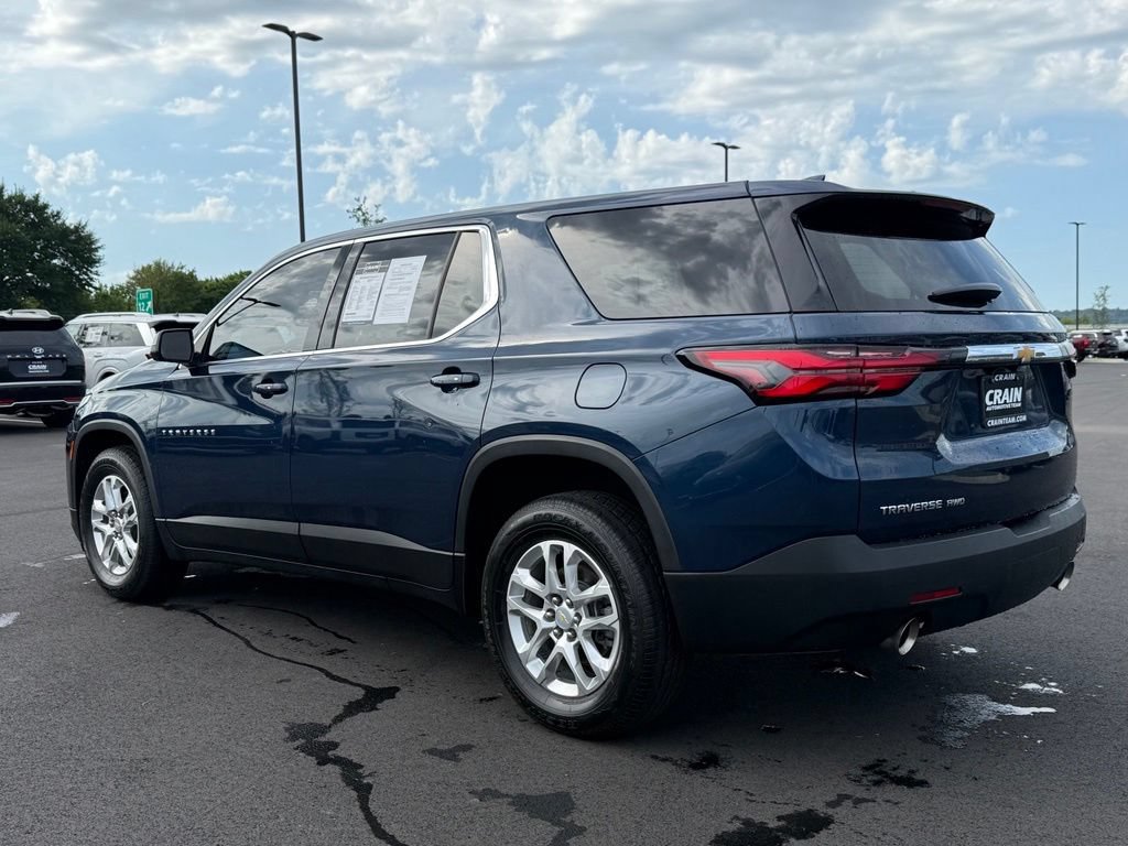 Used 2022 Chevrolet Traverse LS AWD/4WD image 7
