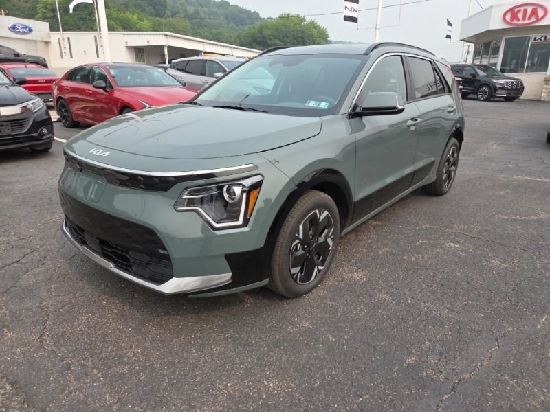 New 2026 Kia Niro Wind w/ Wind Preserve Package FWD image 3