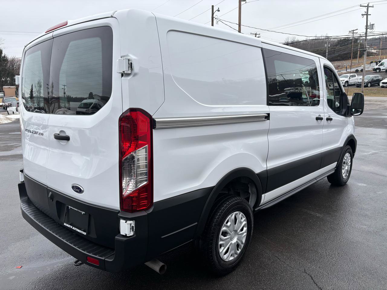 Used 2024 Ford Transit 250 Low Roof w/ Exterior Upgrade Package RWD image 5