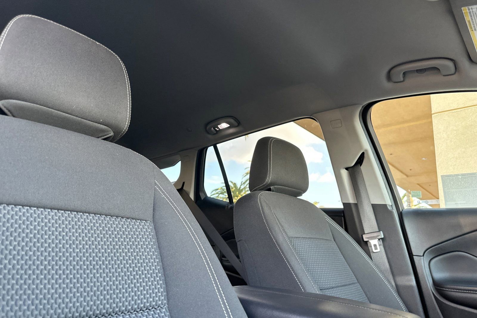 Certified 2023 GMC Terrain SLE w/ Driver Convenience Package image 18